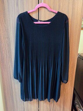 ILVA sz S European brand Black long-sleeve micro-pleated Mini Dress Sheer Sleeve